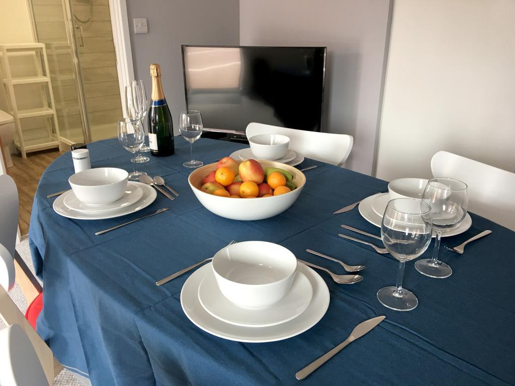 Phoenix House Apartments والسال المظهر الخارجي الصورة