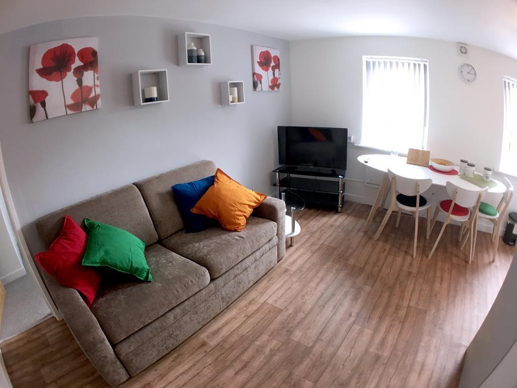 Phoenix House Apartments والسال المظهر الخارجي الصورة
